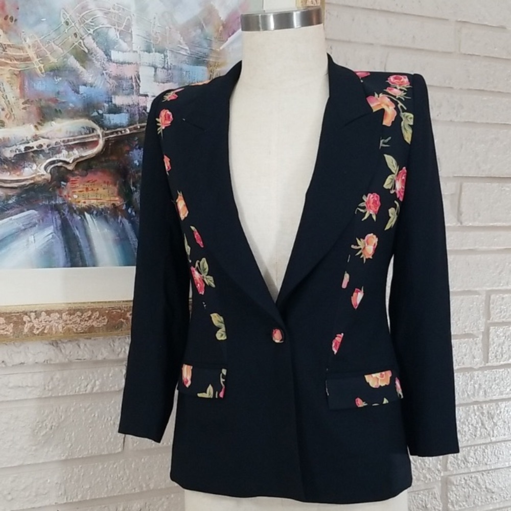 Delah Vintage Floral Accent Blazer Jacket